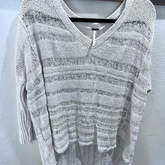 Free People Sweater Womens knit Cream White long sleeve sweater EUC Sz Small - Picture 5 of 5
